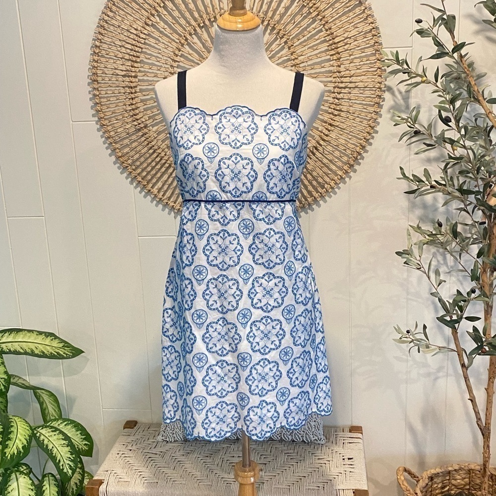 NWT Cartolina Nantucket The Lizzie Embroidered Eyelet Dress
Blue White Size XL - Picture 2 of 11